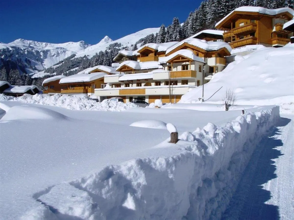 Chalet Apartment In Saalbach-Hinterglemm